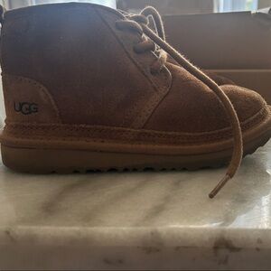 Pre-owned UGG Kids Tan Suede Boots